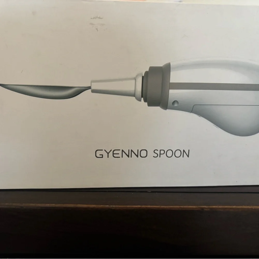 Gyenno Tremor Assistance Spoon and Fork Set - Picture 3 of 5